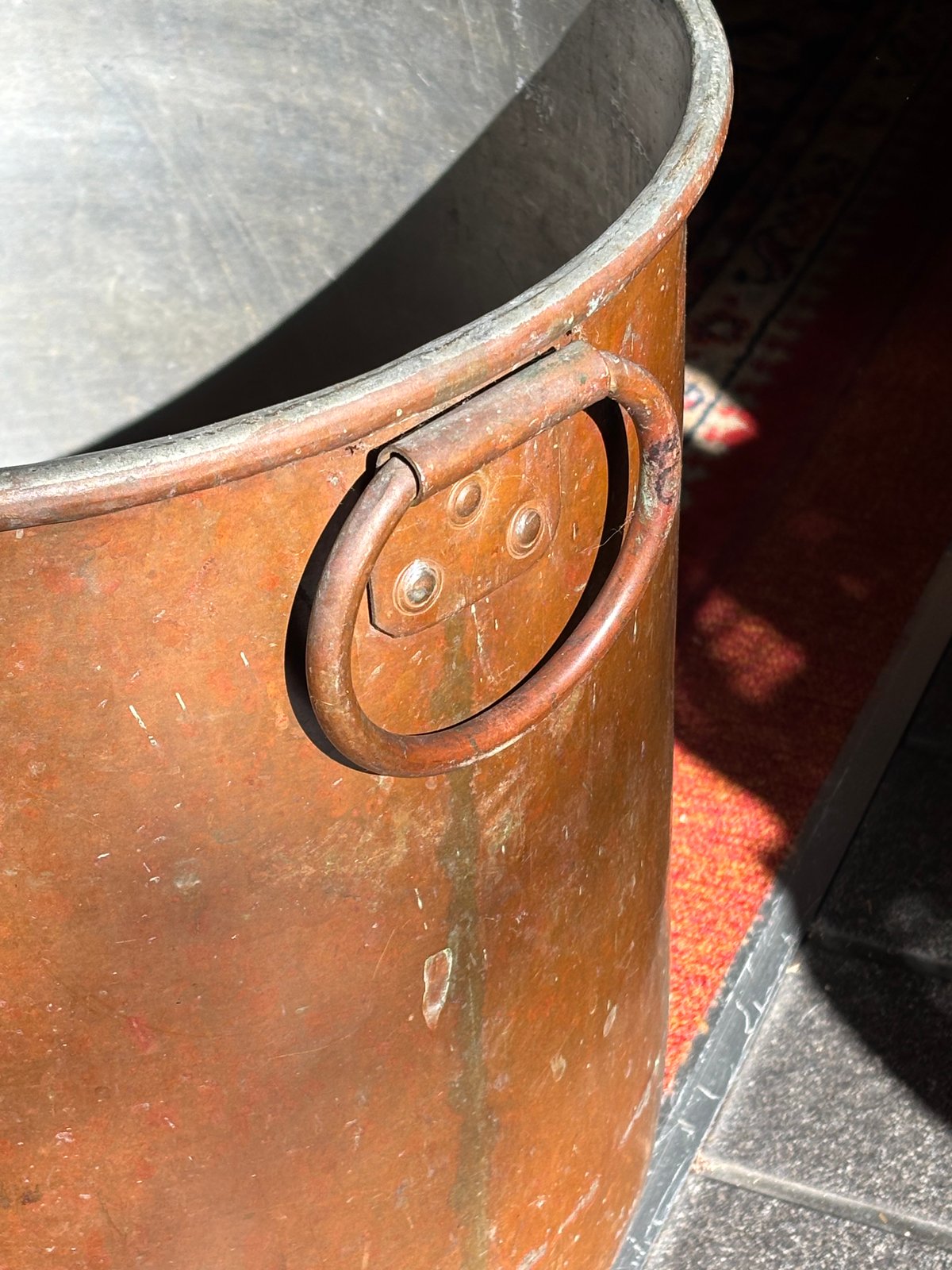 銅製 レトロな丸胴プランター(火鉢)バケツ | アンティーク家具と喫茶