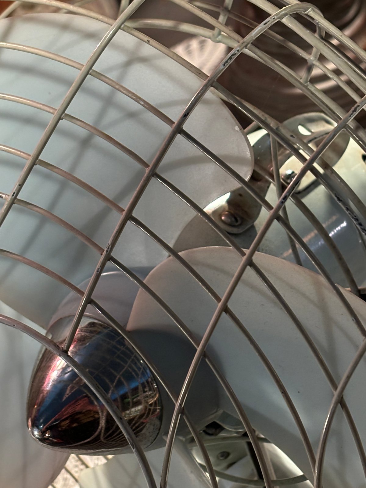 昭和レトロ　A.C. ELECTRIC FAN ビンテージ　扇風機　東京芝浦電気 昭和レトロ A.C. ELECTRIC FAN レトロな扇風機 東京芝浦電気