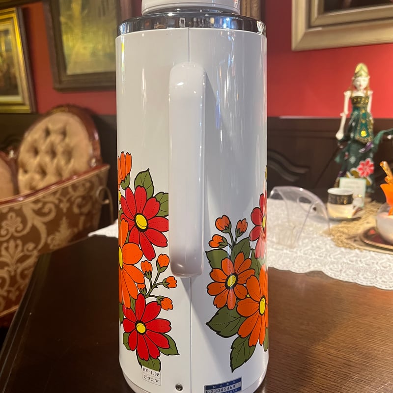 昭和レトロ　大瓶　古民家200センチ(胴回り) 昭和レトロ 大瓶 古民家200センチ(胴回り) 昭和レトロ 大瓶 古民家200