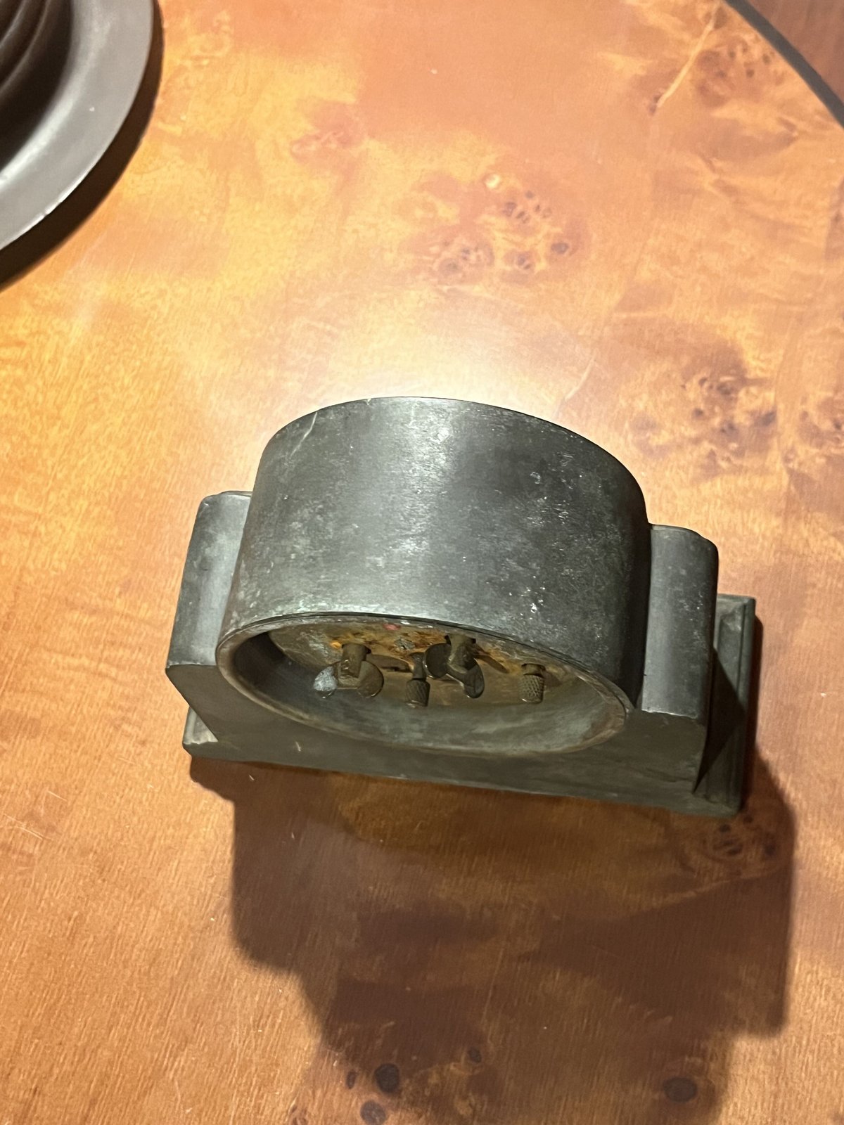 金属製精工舎の置き時計 （ジャンク品） | アンティーク家具と喫茶