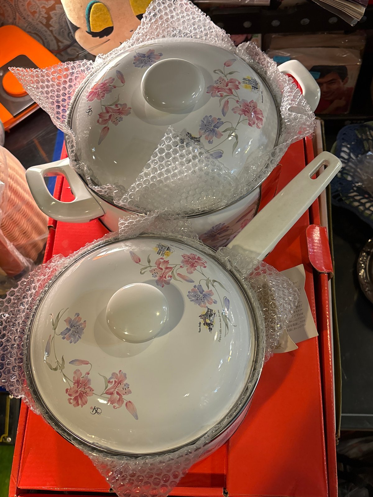 カレン・ピーコック レトロな両手鍋・片手鍋セット | アンティーク家具