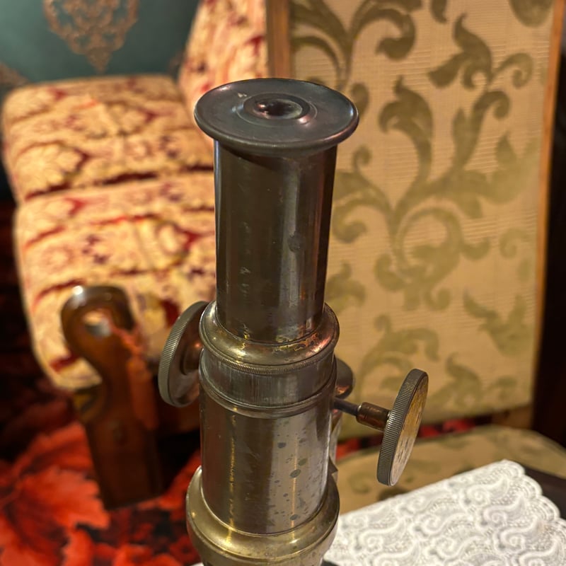 ヴィンテージ顕微鏡 | アンティーク家具と喫茶キャバレーのネットショップ