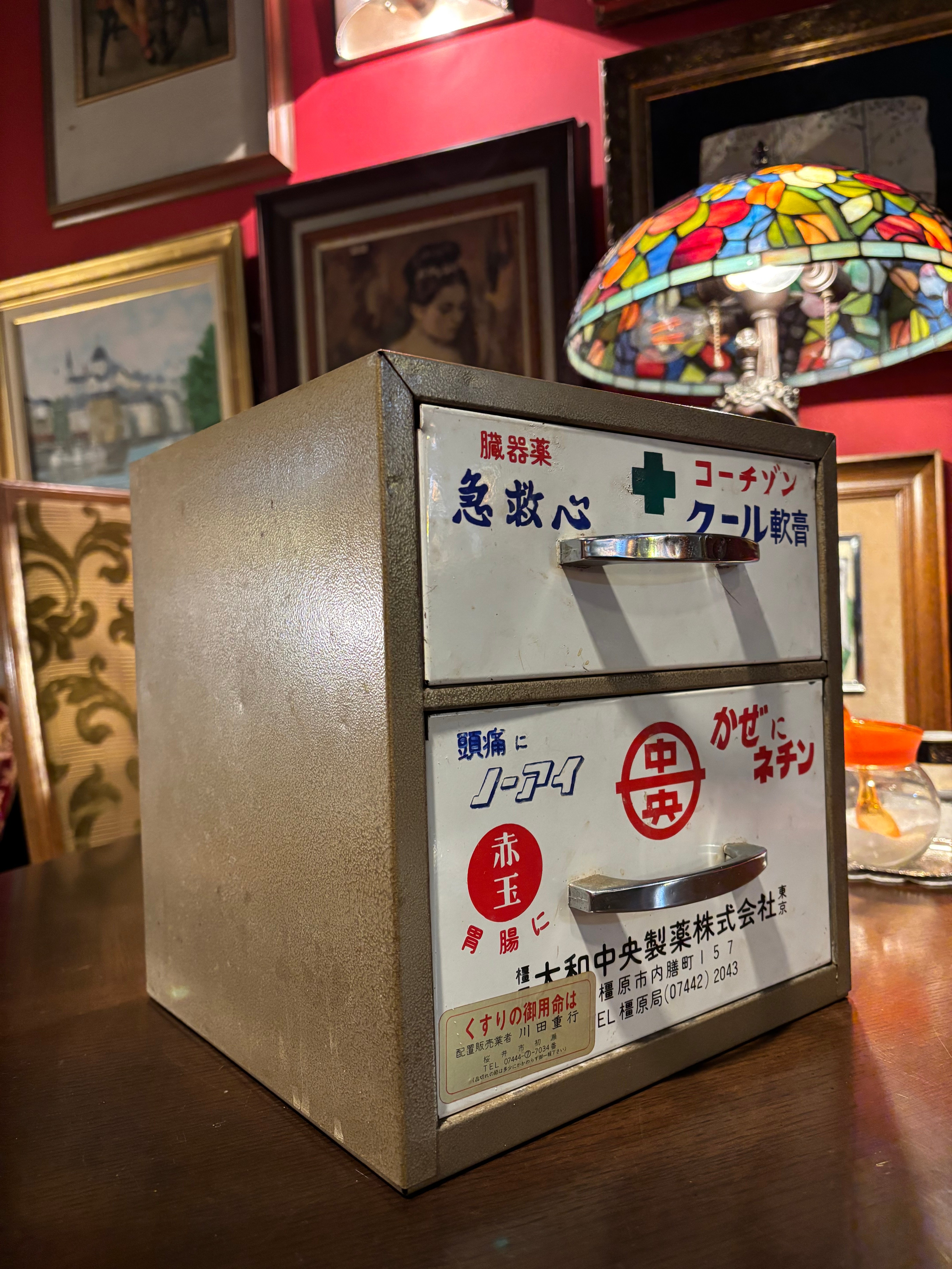 超希少】昭和30年頃 深井薬品工業 常備薬 スチール製 薬箱 ビンテージ