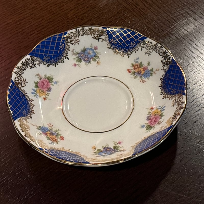 ロイヤルアルバート Royal Albert 1983年 エンプレスシリーズ イザベラ