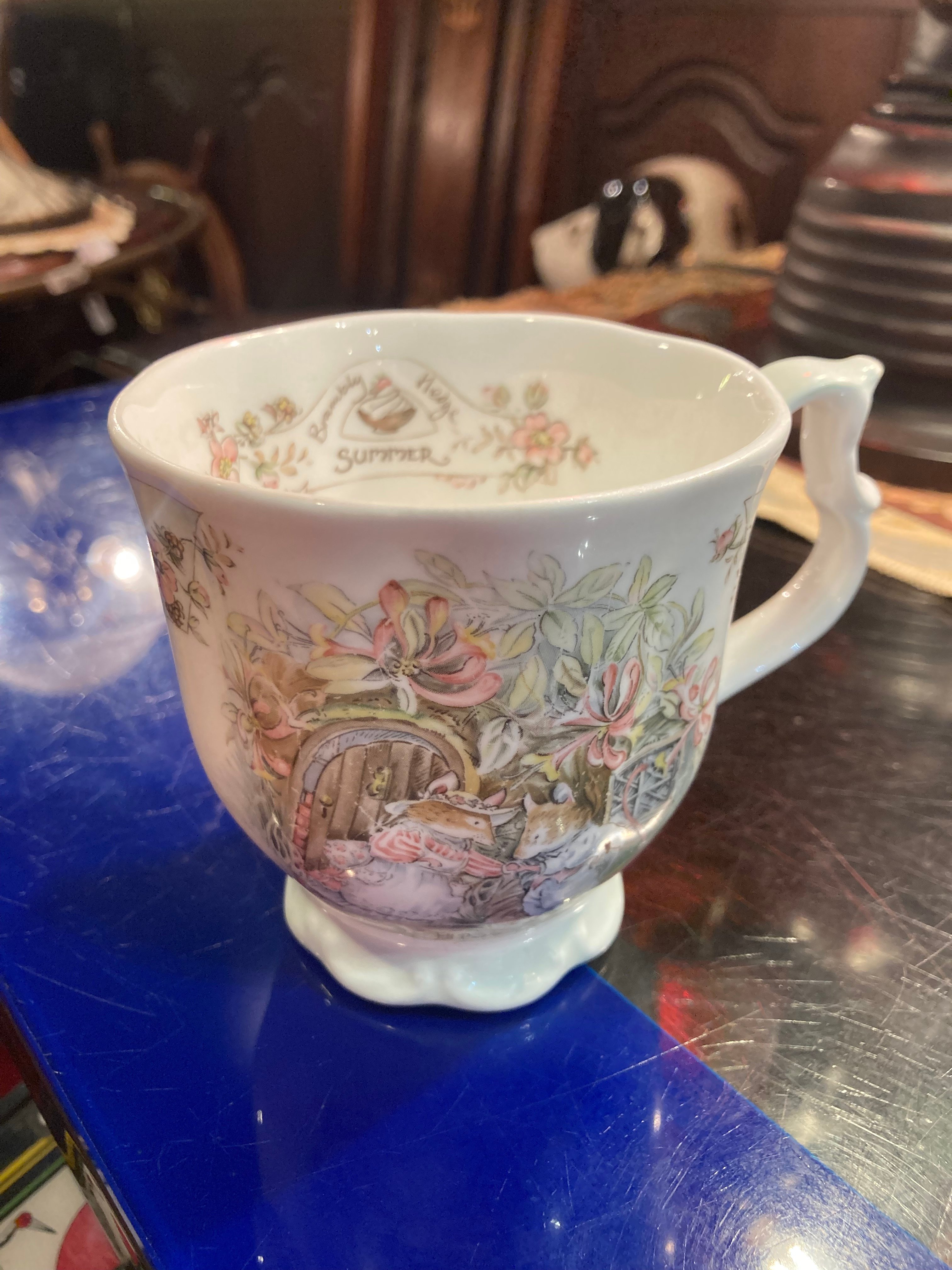 ロイヤルドルトン ブランブリーヘッジ マグカップ(SUMMER