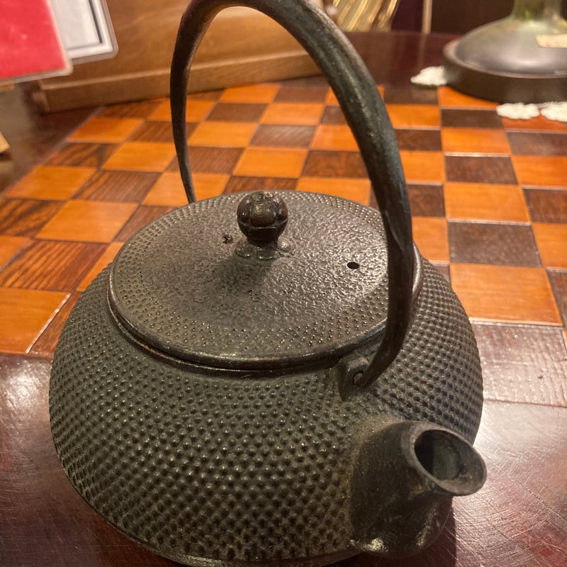 南部鉄器 鉄瓶 | アンティーク家具と喫茶キャバレーのネットショップ