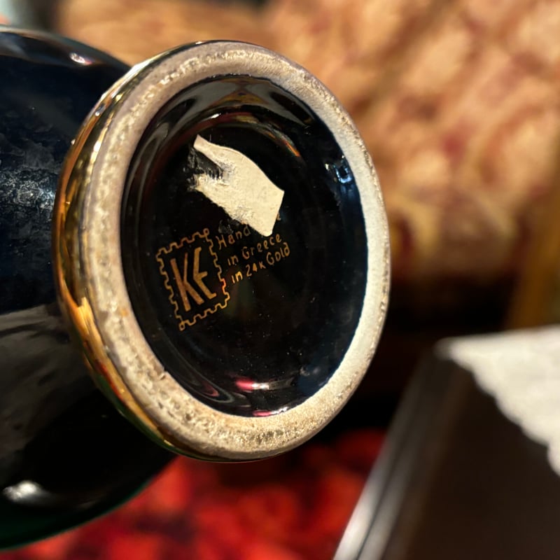 ギリシャ風花瓶 ギリシャ風の壷型陶器製花瓶 - 天使と花が手描きされた