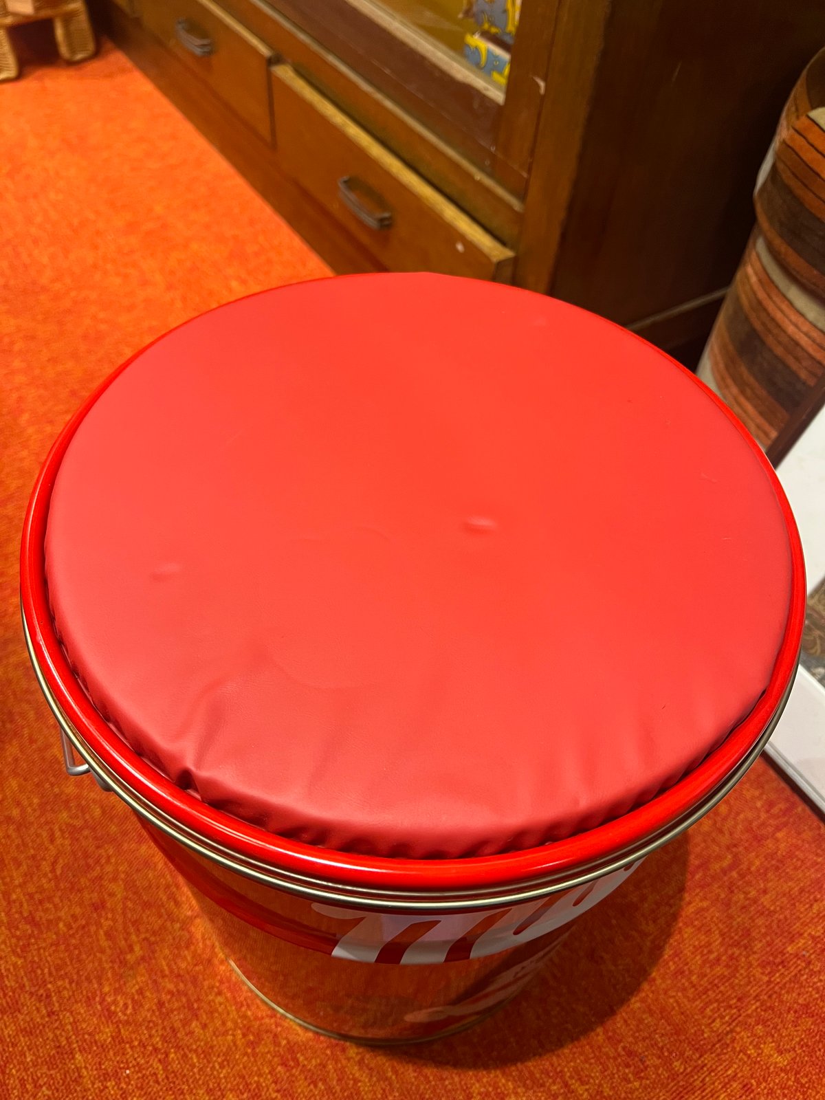 昭和レトロ】ペコちゃん スツール缶 | アンティーク家具と喫茶