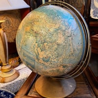 リカルドシェルマニ バースディパーティー 陶器置物 | アンティーク