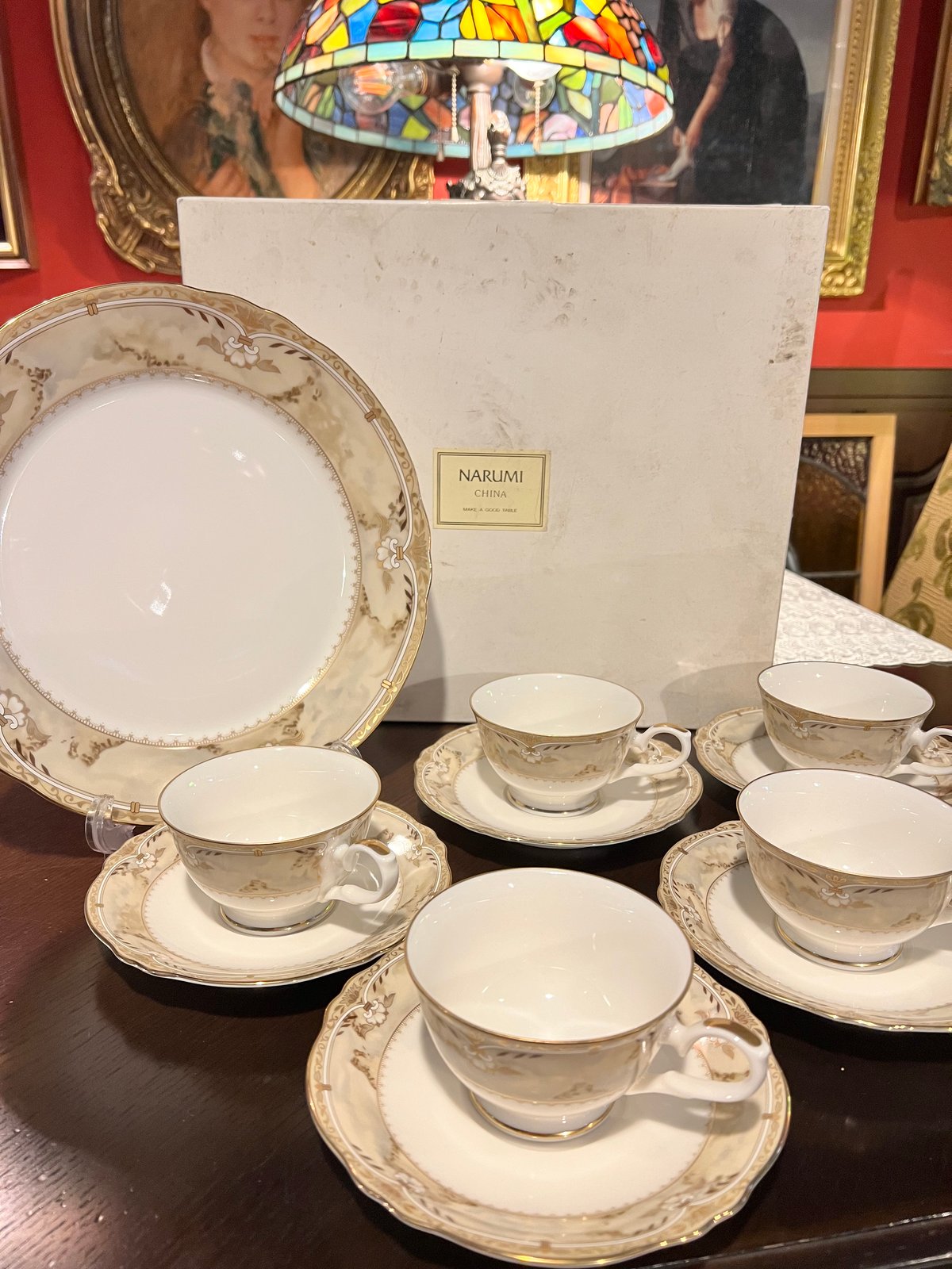 NARUMI ティータイムセット | アンティーク家具と喫茶キャバレー NARUMI ティータイムセット | アンティーク家具と喫茶キャバレー