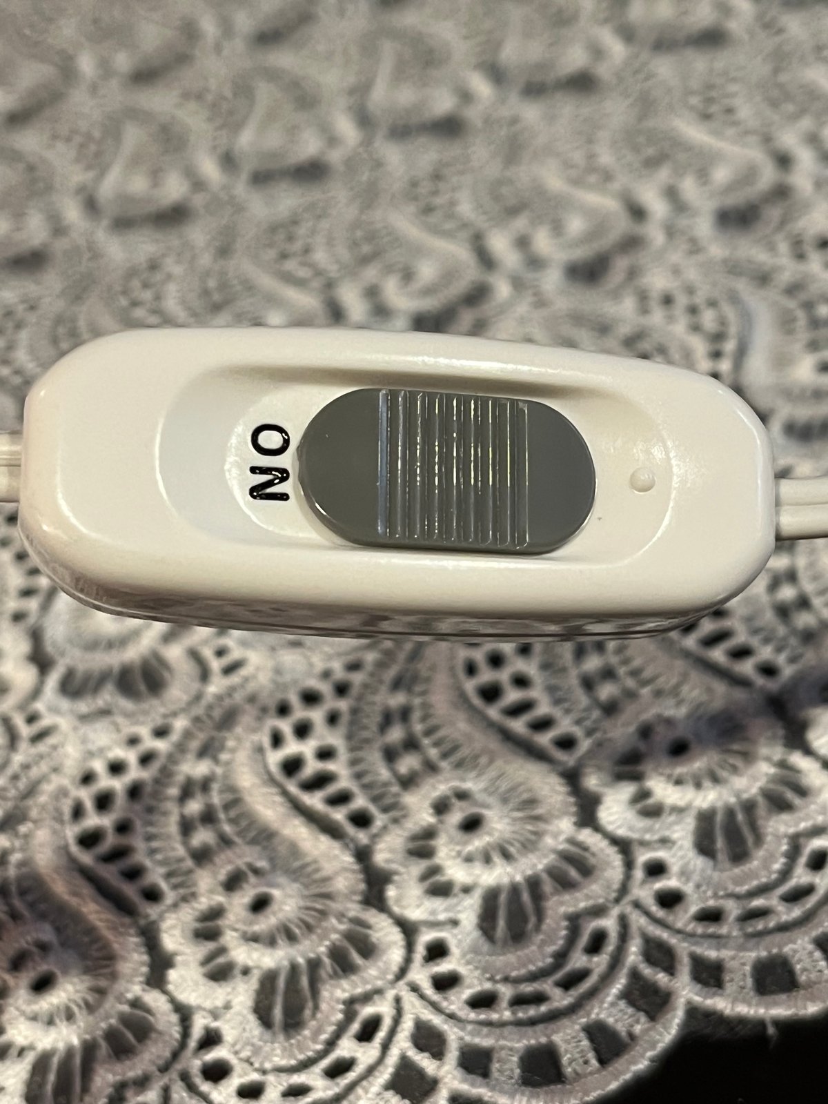 Demain ドマン　バイオリン 陶器製 demainドマン バイオリン型ライト 箱付き | アンティーク