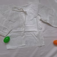 big collar blouse