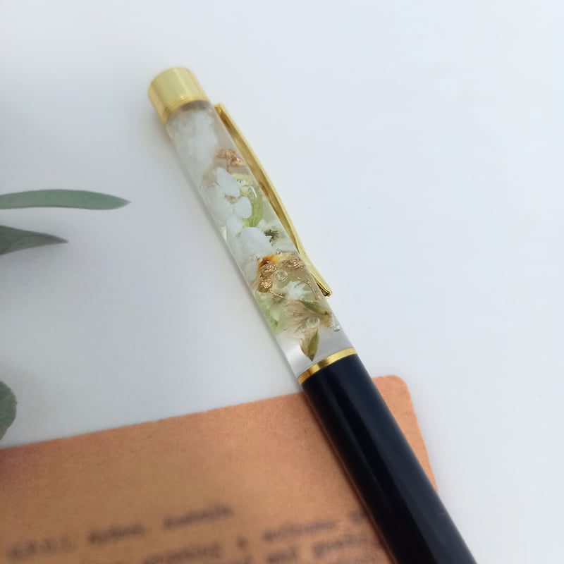 ハーバリウムボールペン 天然石とチャーム付き「魔女の杖」 B015＊6月