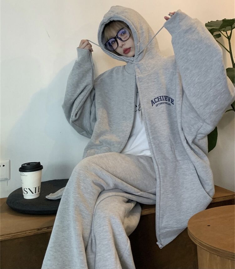 SAMS スウェットセットアップ ONLINE: 10/3(Fri) 21:00 STORE: 10/4(Sat) 【90 Logo Dot Zip