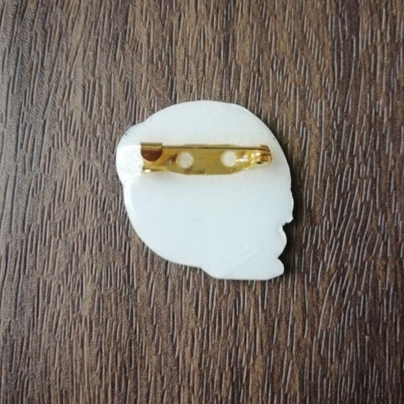 ステンドグラス風リスのブローチ | riricat's STORE