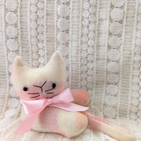 【ミモF72】ふりむきにゃんこ