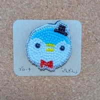 【うさ0442】ペンギンビーズ刺繍ブローチ