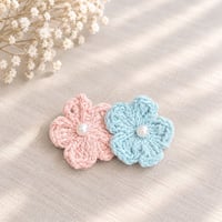 【R  G24】パール付きお花のピン 水色×ピンク