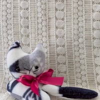 【ミモF69】ふりむきにゃんこ