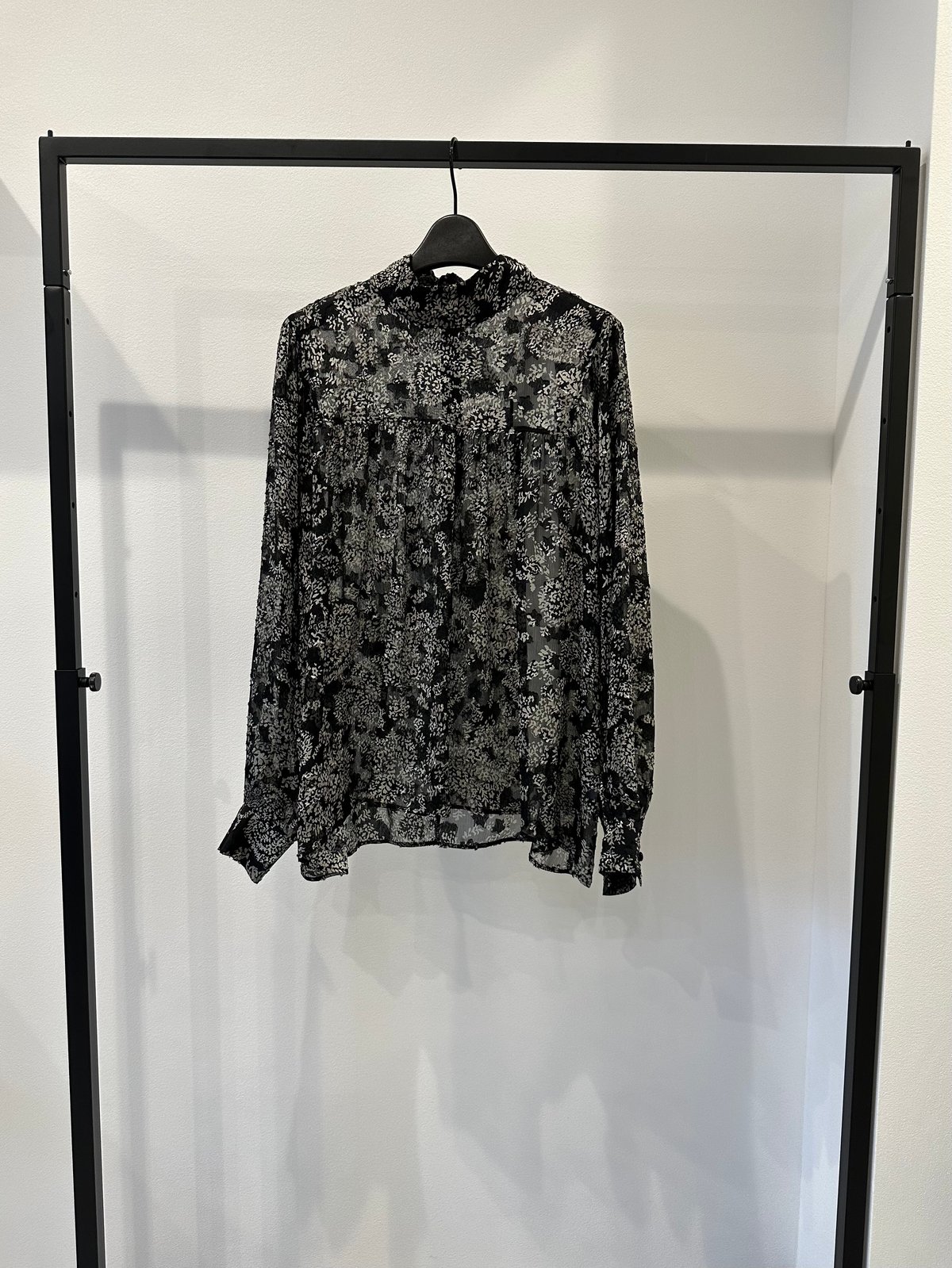 トラノイ　オパールジャガードブラウス TRANOI.】オパールジャガードブラウス | MANIACO