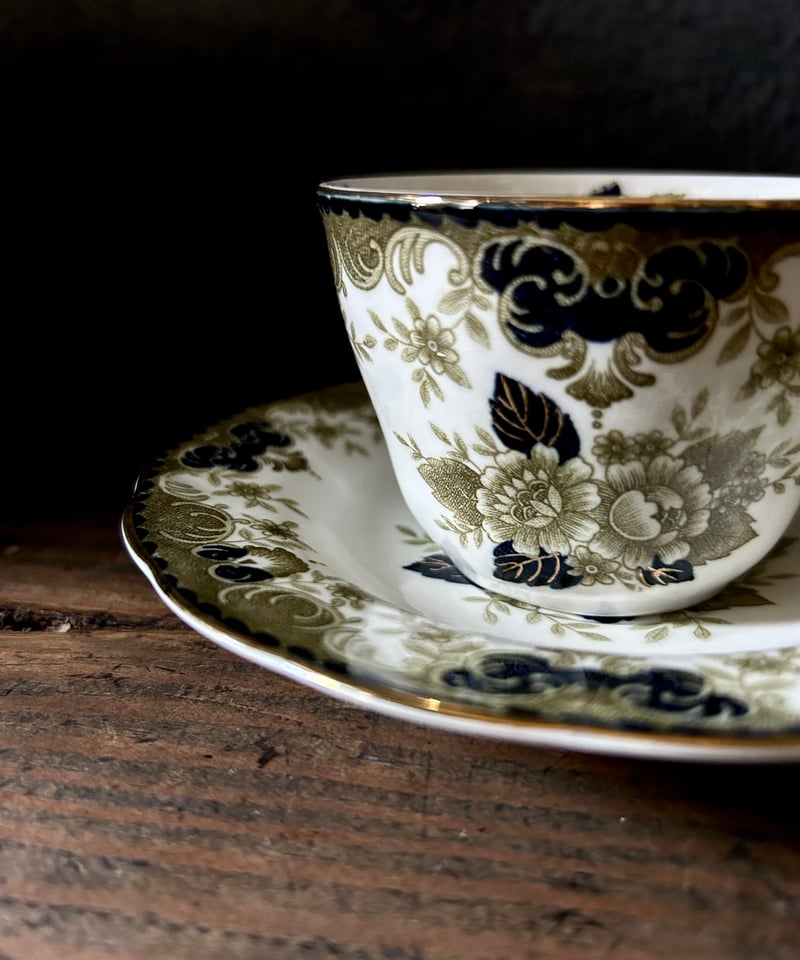 コーヒーカップ/アンティーク/NIKKO/金彩/花柄/ヴィンテージ食器
