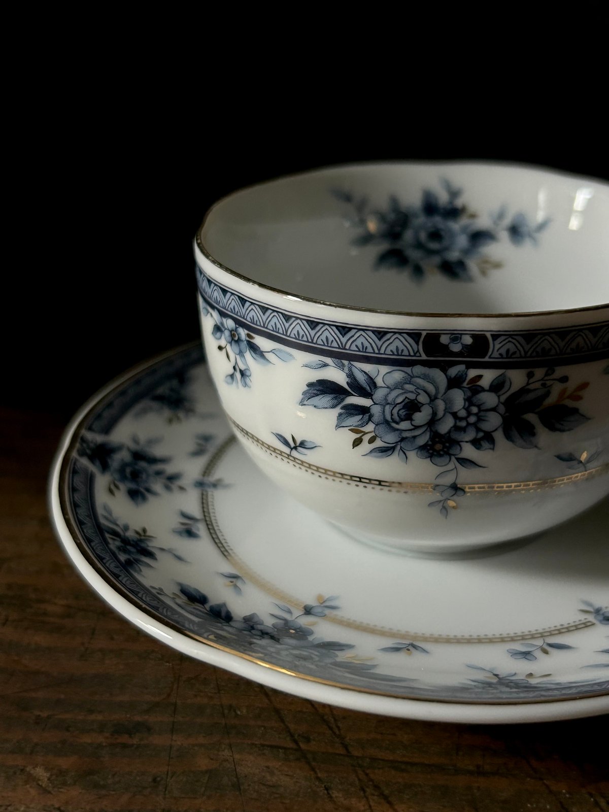 カップ&ソーサーO/ジョバンニバレンティノ/花柄/クラシック | 骨董