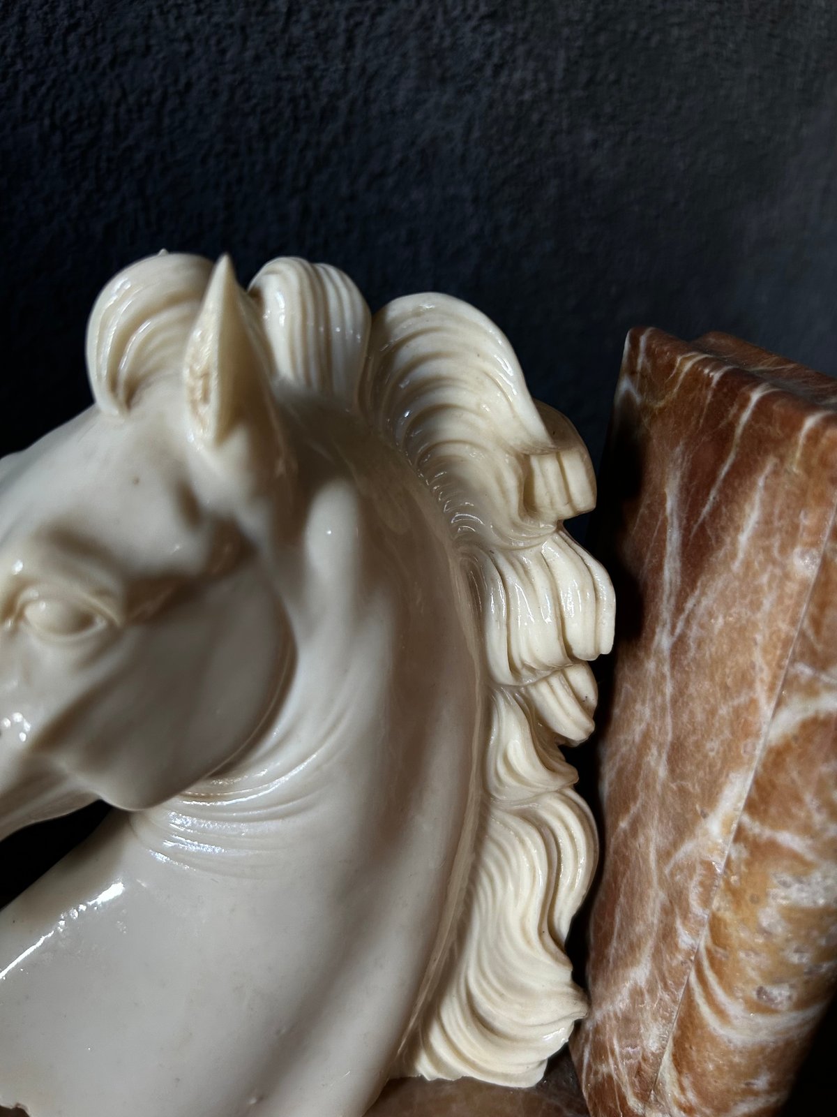 レガストック川崎本店】高級 ブックエンド 馬 大理石 鉄