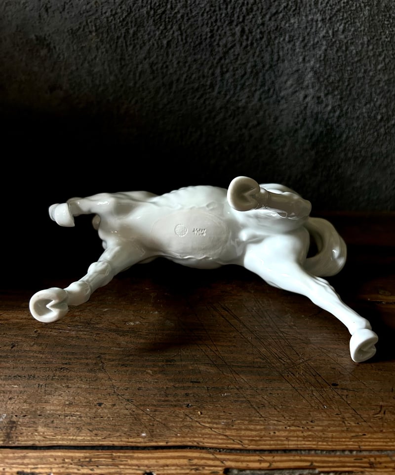 白磁馬/鍋島焼/大五窯/置物/インテリア/伝統工芸 | 骨董・アンティーク