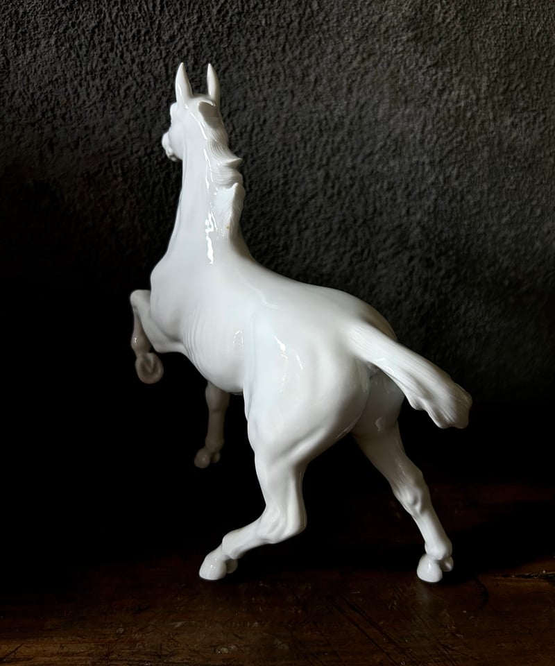 白磁馬/鍋島焼/大五窯/置物/インテリア/伝統工芸 | 骨董・アンティーク