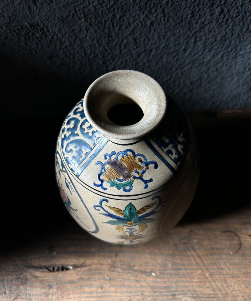 九谷焼き 手描き陶器花瓶 鳥と花のデザイン 【公式通販】