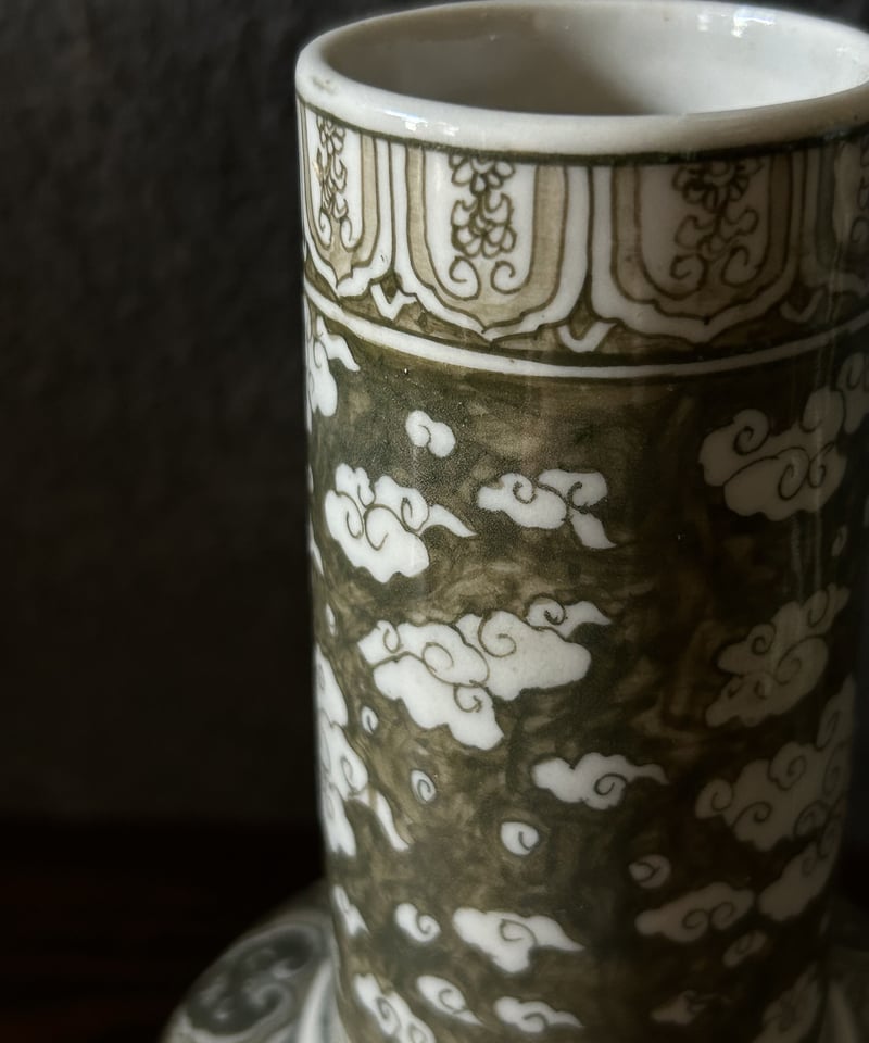 安南焼の花瓶B10/ベトナム/蝶/緑/骨董 | 骨董・アンティークの