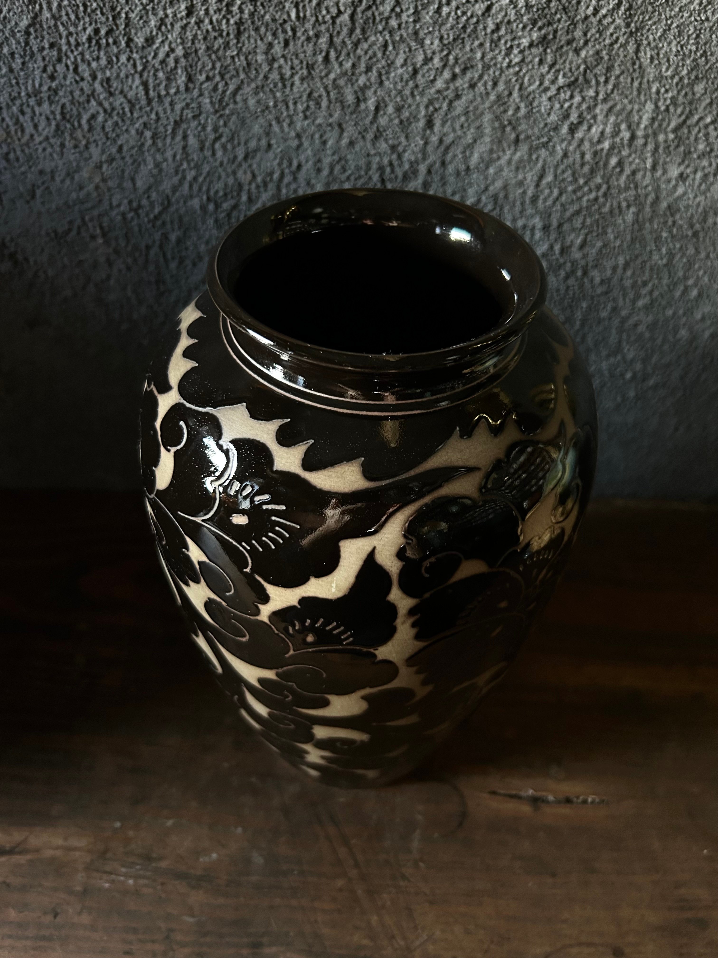 砥部焼 染付山水図花瓶 中元竹山作 花瓶 飾り壷 供箱 L252 砥部焼の花器/竹山窯/飾り壺/花瓶/インテリア | 骨董・アンティークの