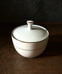シュガーポット/Nittoroyal/ニットーロイヤル/白磁/金彩/陶器/ヴィンテージ食器