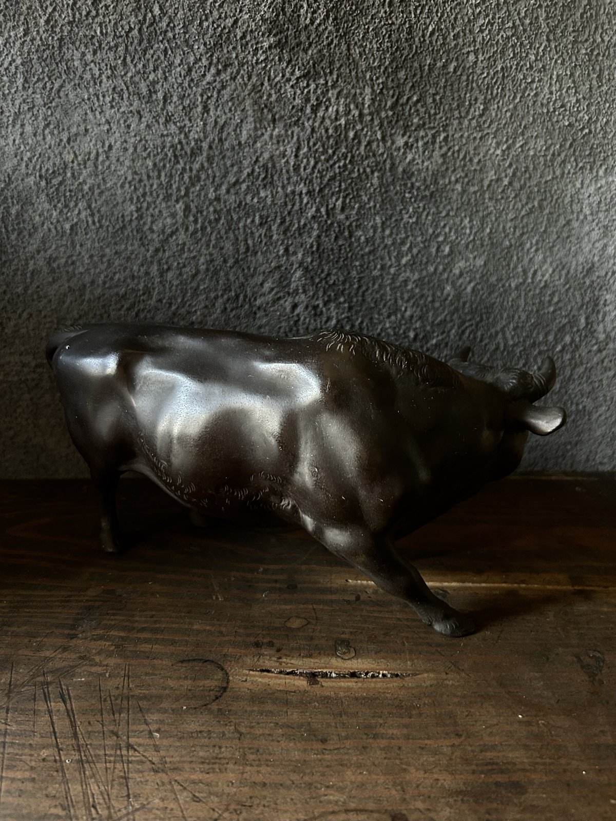 水牛 角 レトロ 骨董品 大きめ サイズ 置物 水牛 角 レトロ 骨董品 大きめ サイズ 置物 鉄製の牛/大きい