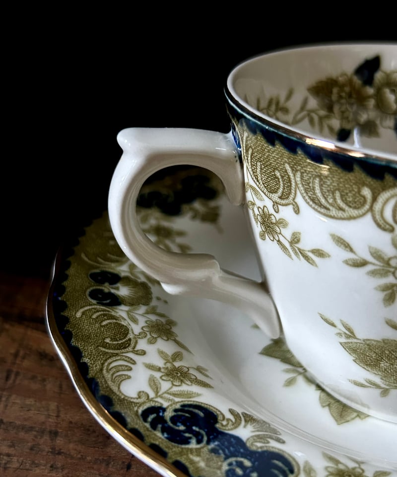 コーヒーカップ/アンティーク/NIKKO/金彩/花柄/ヴィンテージ食器