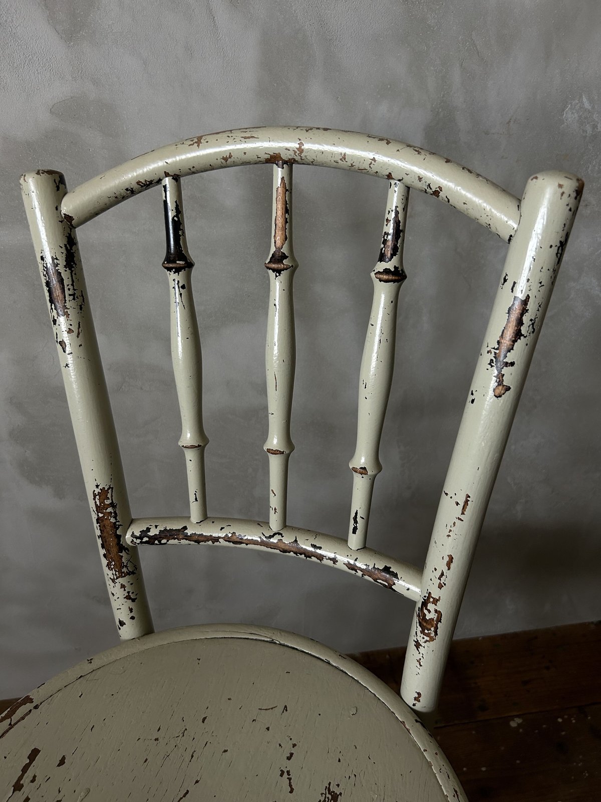 ★送料込★ペイントウッドチェア シャビーチェア シャビーペイントのフィドルチェアは大阪東京のGrace Furnitureへ