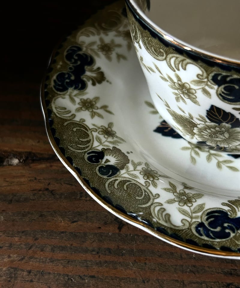 コーヒーカップ/アンティーク/NIKKO/金彩/花柄/ヴィンテージ食器