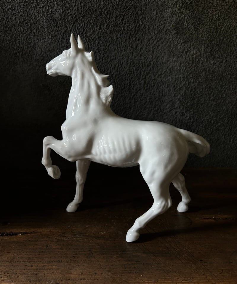 白磁馬/鍋島焼/大五窯/置物/インテリア/伝統工芸 | 骨董・アンティーク