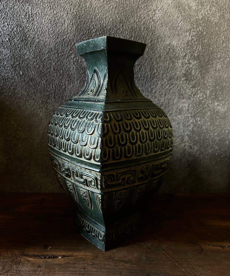 銅製 獣双耳付花瓶　円耳地紋花瓶　青銅色 銅製 獣双耳付花瓶 円耳地紋花瓶 青銅色 青銅 花瓶のYahoo