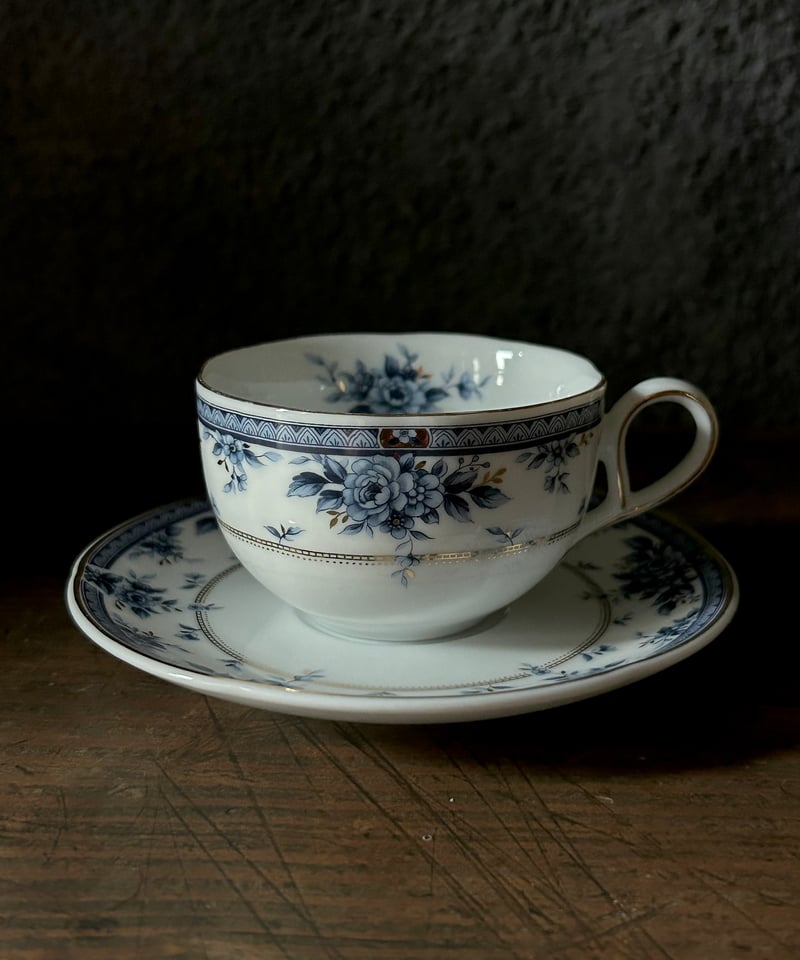 高級家具　バロッサバレンティ　カップ&ソーサー カップソーサー ロイヤルアーデン ボーンチャイナ バード ストロベリー