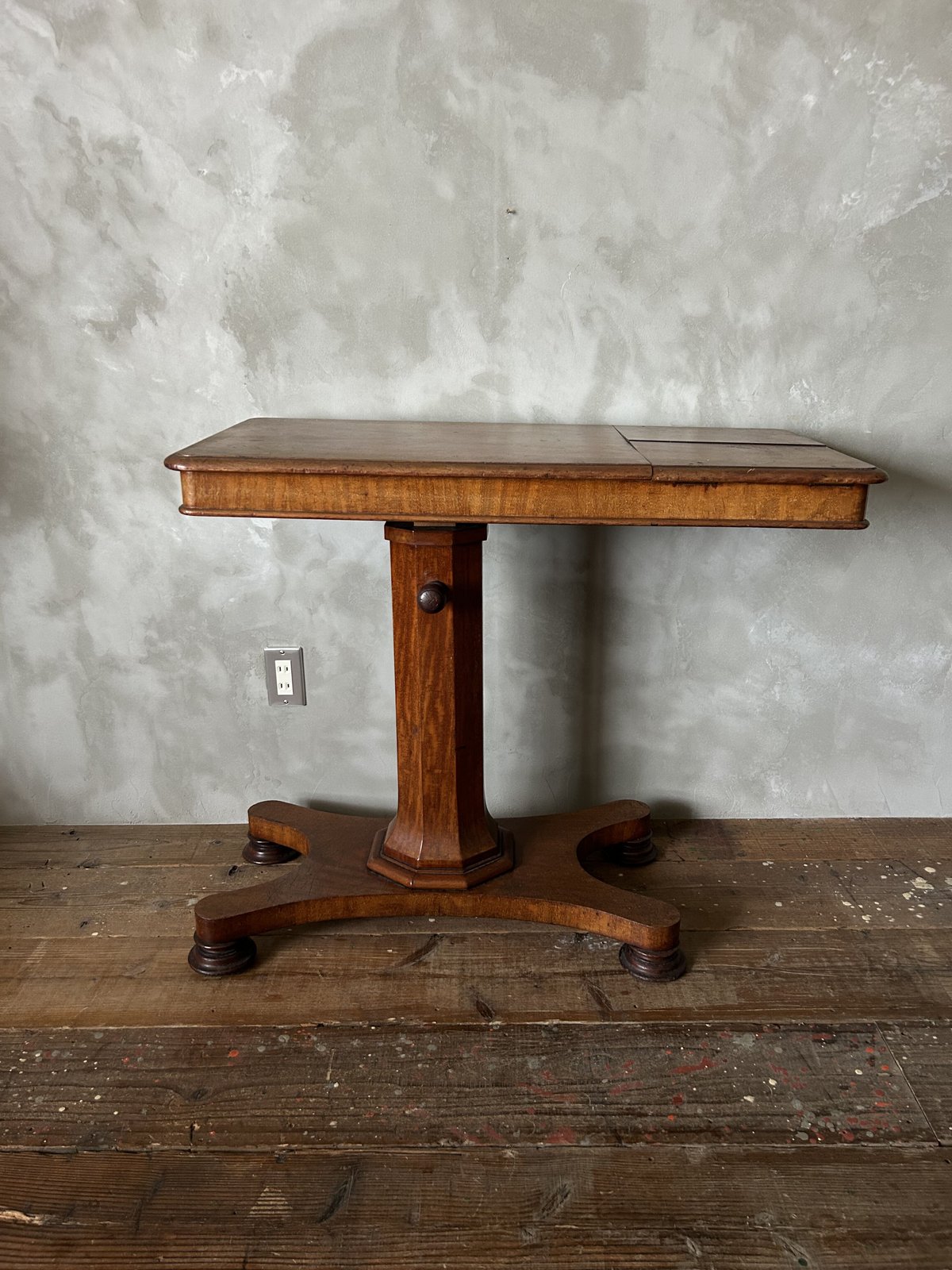 ディスプレイ台/家具/イギリス/アンティーク | 骨董・アンティークの