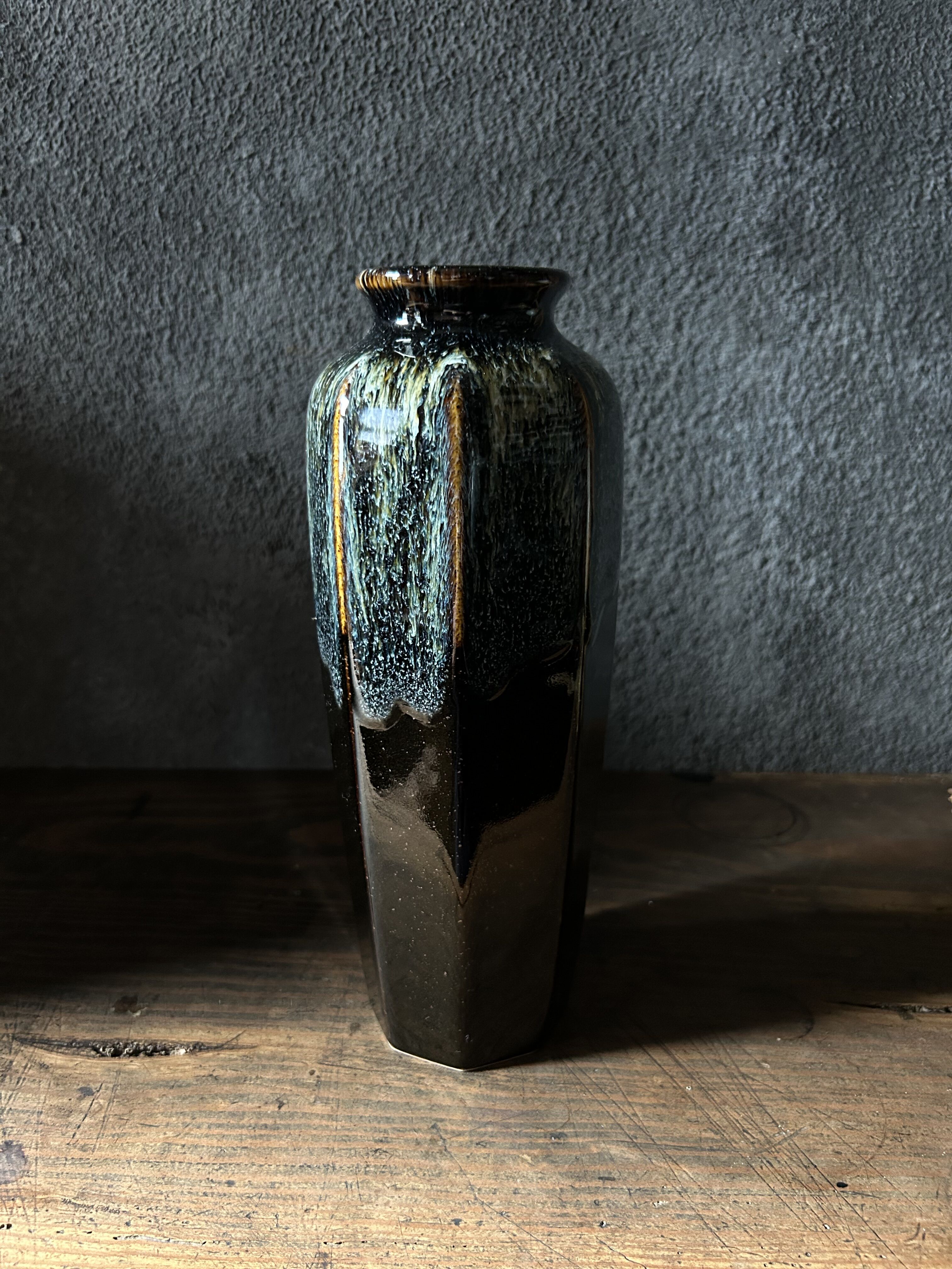 滴り釉薬仕上げの陶器花瓶 original
