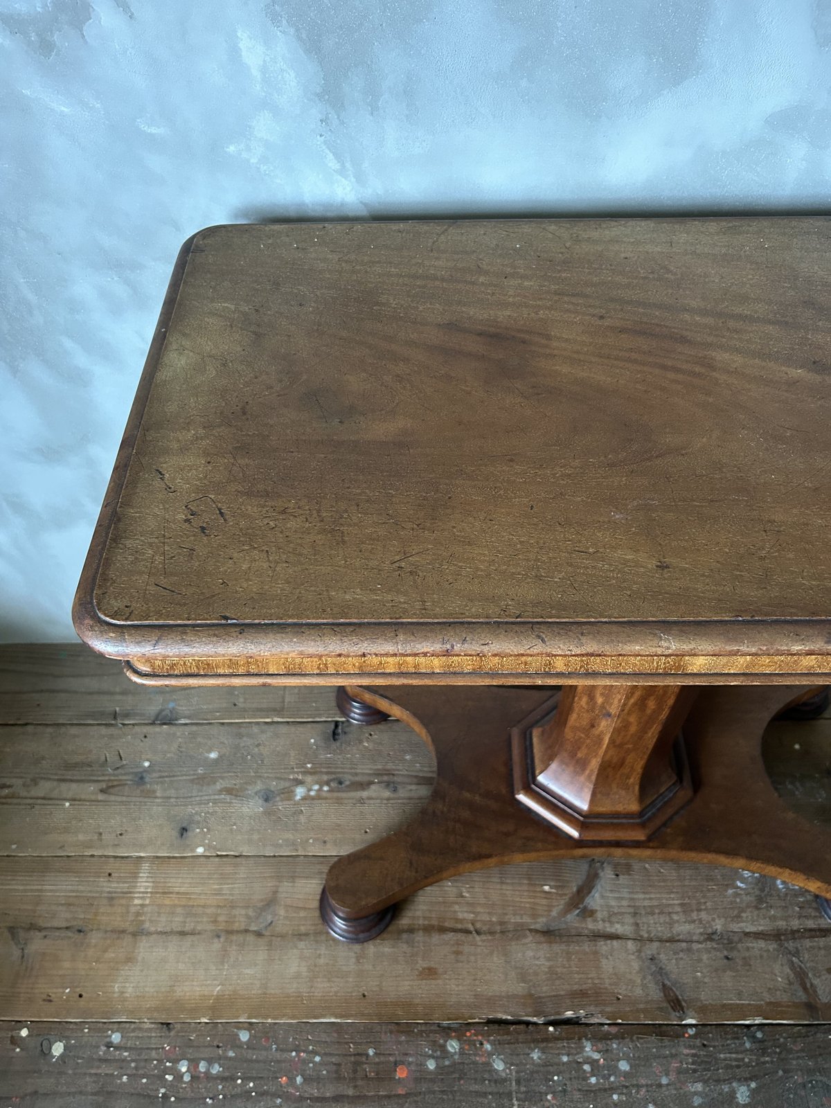 ヨーロッパ家具◾️ビンテージ品 木製 飾り台 / ディスプレイ台 ヨーロッパ家具◾️ビンテージ品 木製 飾り台 / ディスプレイ台