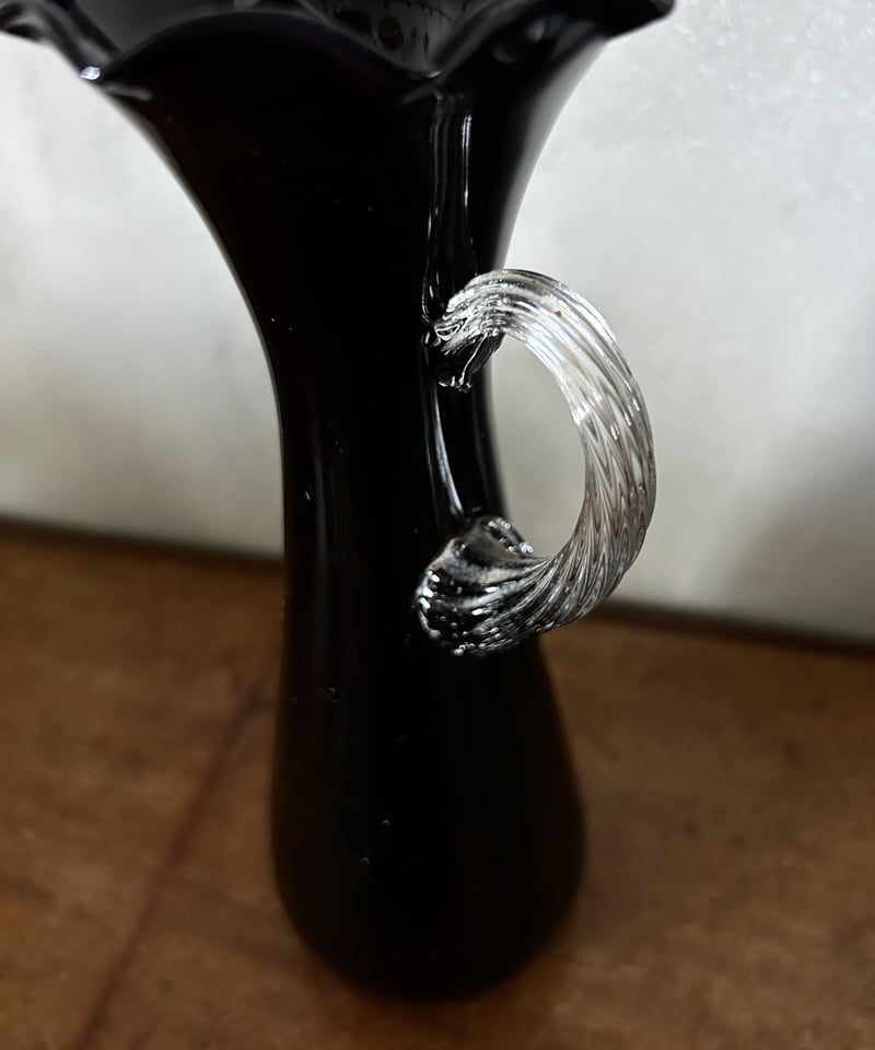 黒いフラワーベースF/耳付き/花形/ガラス/アンティーク | 骨董 黒いフラワーベースF/耳付き/花形/ガラス/アンティーク | 骨董