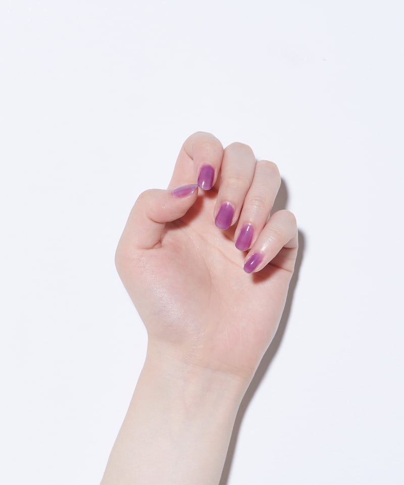 ノベルティ付商品】ネイルポリッシュ <Royal Sheer Purple ノベルティ付商品】ネイルポリッシュ <Royal Sheer Purple