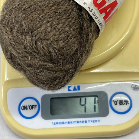 249　〈B〉DALE GARN　COL:202　10玉セット（一部使用済み含む）