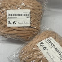 229　チャンキーニット様毛糸100ｇ　2玉セット