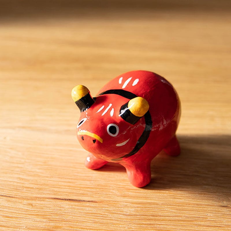 ぴぺたぺぴた 赤べこの置物 縁起の良い置物 | 北欧雑貨と