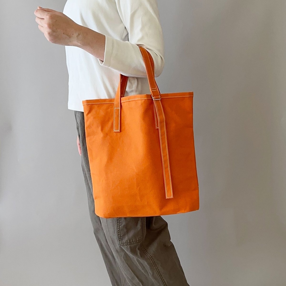 BRIEFING オレンジ　トートバッグ A4トート パラフィン（オレンジ） | OKKO