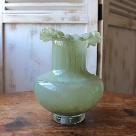 【Madam Stoltz】  Green チューリップベース